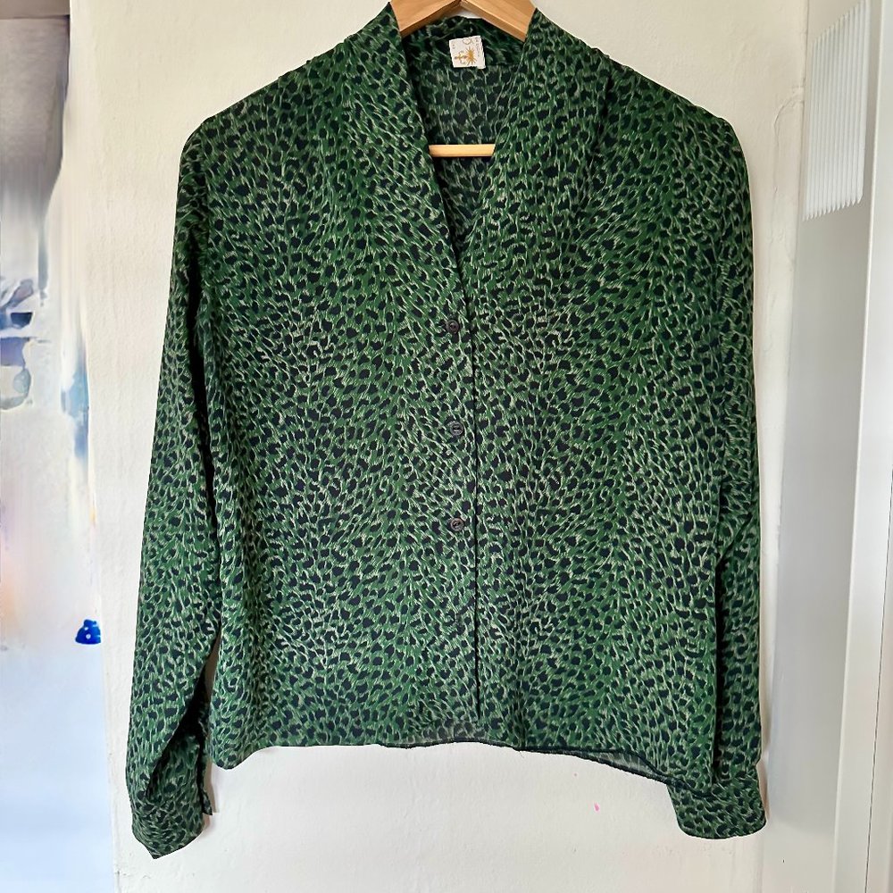 Vintage Sheer green leopard print long sleeve blouse